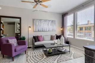 Photo #2: 6534506 Listing