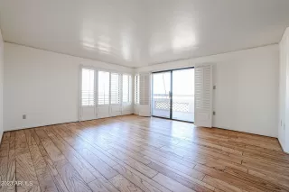 Photo #2: 6534542 Listing