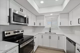 Photo #5: 6534684 Listing 