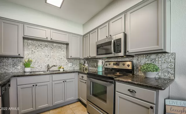 MLS: 6534782 Condo For Sale