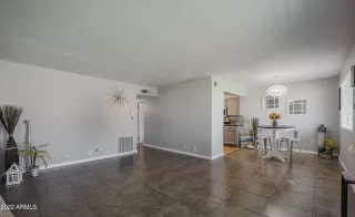 Photo #3: 6534782 Listing