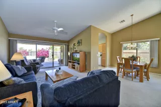 Photo #3: 6534961 Listing 