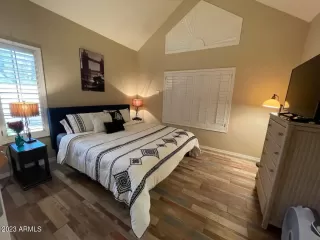 Photo #6: 6534982 Listing