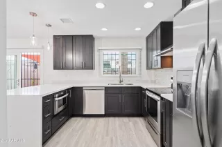 Photo #6: 6534995 Listing