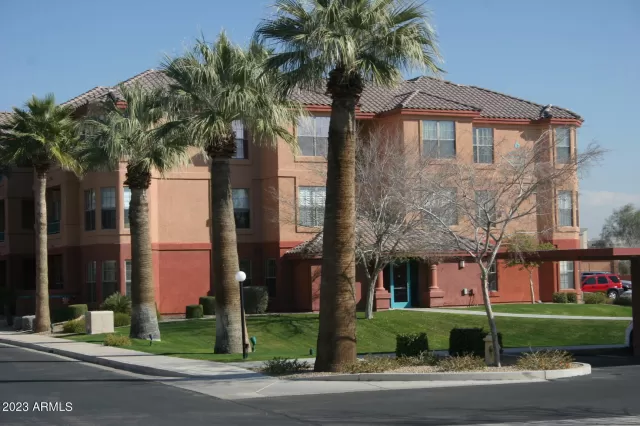 MLS: 6535128 Condo For Sale