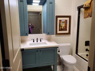 Photo #3: 6535128 Listing