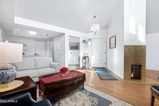 Photo #5: 6535361 Listing