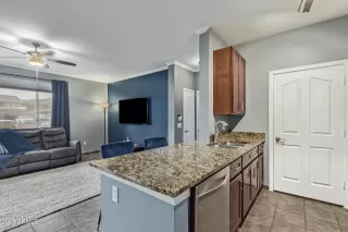 Photo #6: 6535383 Listing 