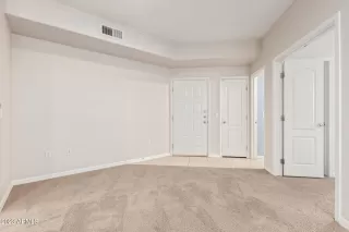 Photo #6: 6535477 Listing