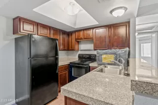 Photo #6: 6535503 Listing 