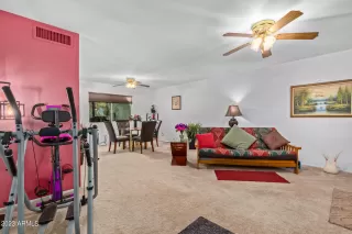 Photo #5: 6535627 Listing