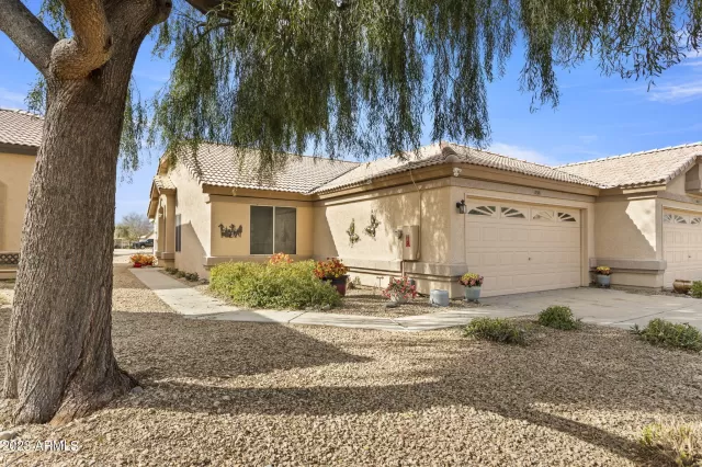 MLS: 6535761 Condo For Sale