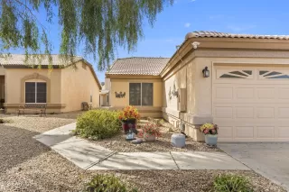 Photo #2: 6535761 Listing