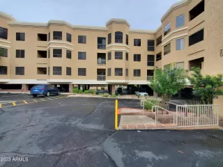 Photo #5: 6535916 Listing