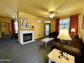 Photo #6: 6535928 Listing