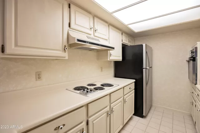 MLS: 6535981 Condo For Sale