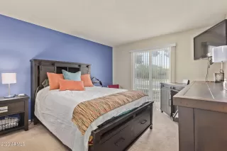 Photo #2: 6535999 Listing