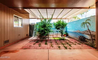 Photo #4: 6535999 Listing