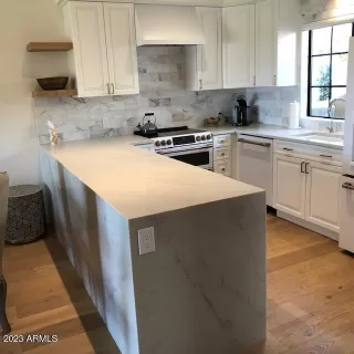 Photo #4: 6536137 Listing