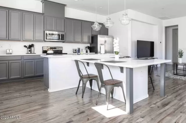 MLS: 6536276 Condo For Sale