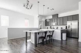 Photo #3: 6536276 Listing