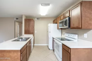 Photo #3: 6536301 Listing