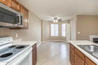 Photo #6: 6536301 Listing