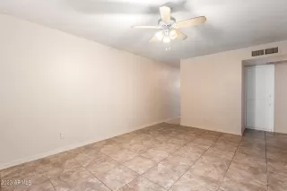 Photo #2: 6536530 Listing