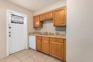 Photo #4: 6536530 Listing