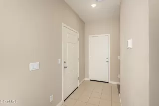 Photo #5: 6536556 Listing