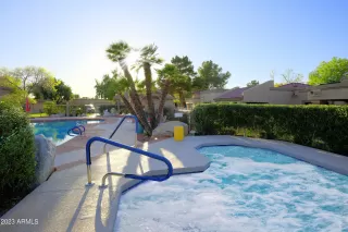 Photo #3: 6536802 Listing 