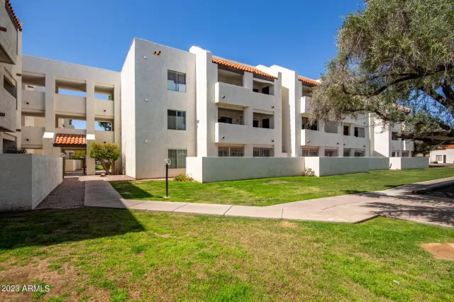 MLS: 6536806 Condo For Sale