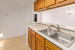 Photo #4: 6536806 Listing