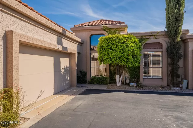 MLS: 6537010 Condo For Sale