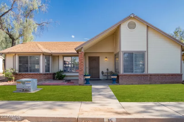 MLS: 6537023 Condo For Sale