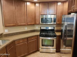 Photo #2: 6537031 Listing 