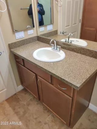 Photo #5: 6537031 Listing 