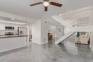 Photo #2: 6537068 Listing