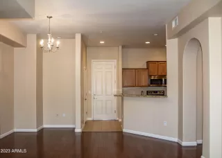 Photo #6: 6537122 Listing