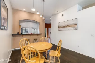 Photo #5: 6537171 Listing