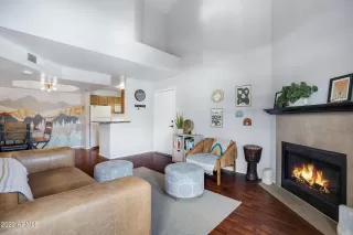 Photo #3: 6537298 Listing