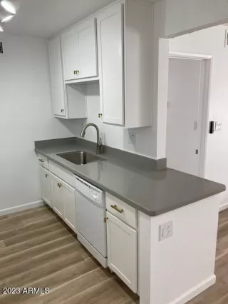 Photo #4: 6537306 Listing