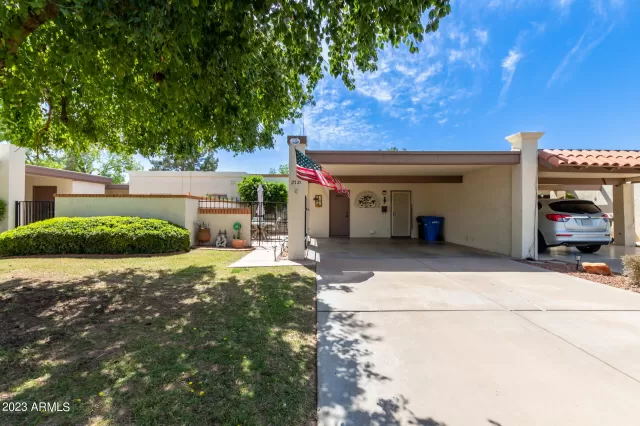 MLS: 6537544 Condo For Sale