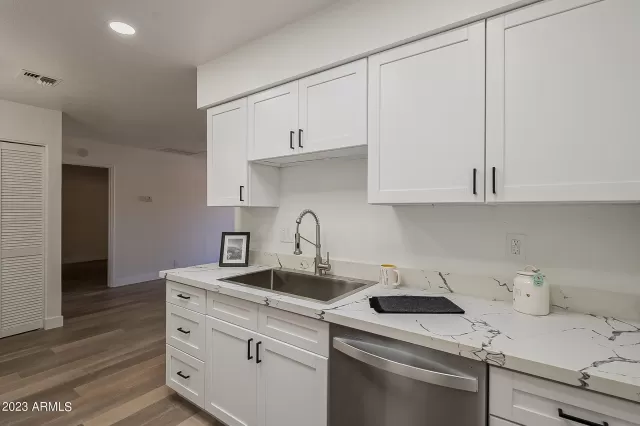 MLS: 6537576 Condo For Sale