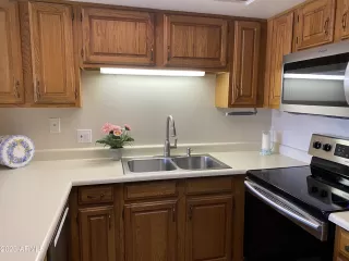 Photo #5: 6537650 Listing