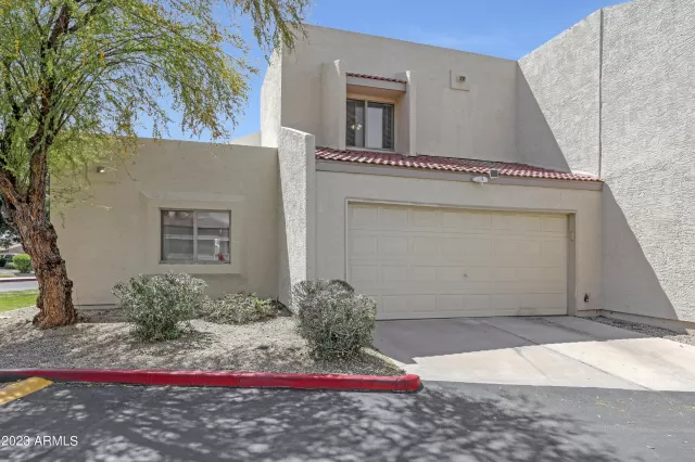 MLS: 6537709 Condo For Sale