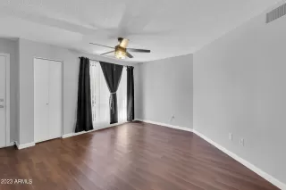 Photo #2: 6537895 Listing 