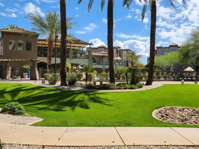 MLS: 6537927 Condo For Sale