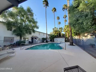 Photo #4: 6537939 Listing 