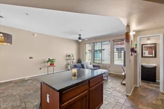 Photo #5: 6537975 Listing 